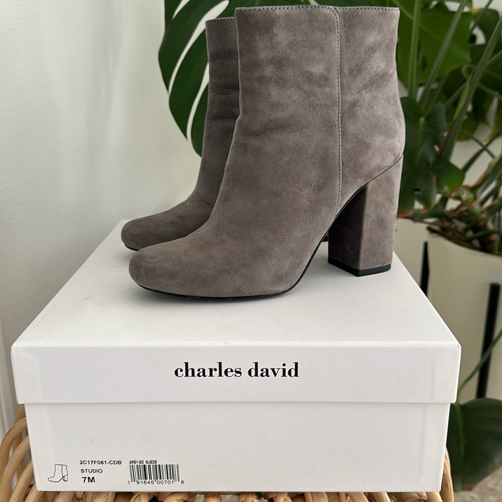 Charles David Studio Gray Suede Booties